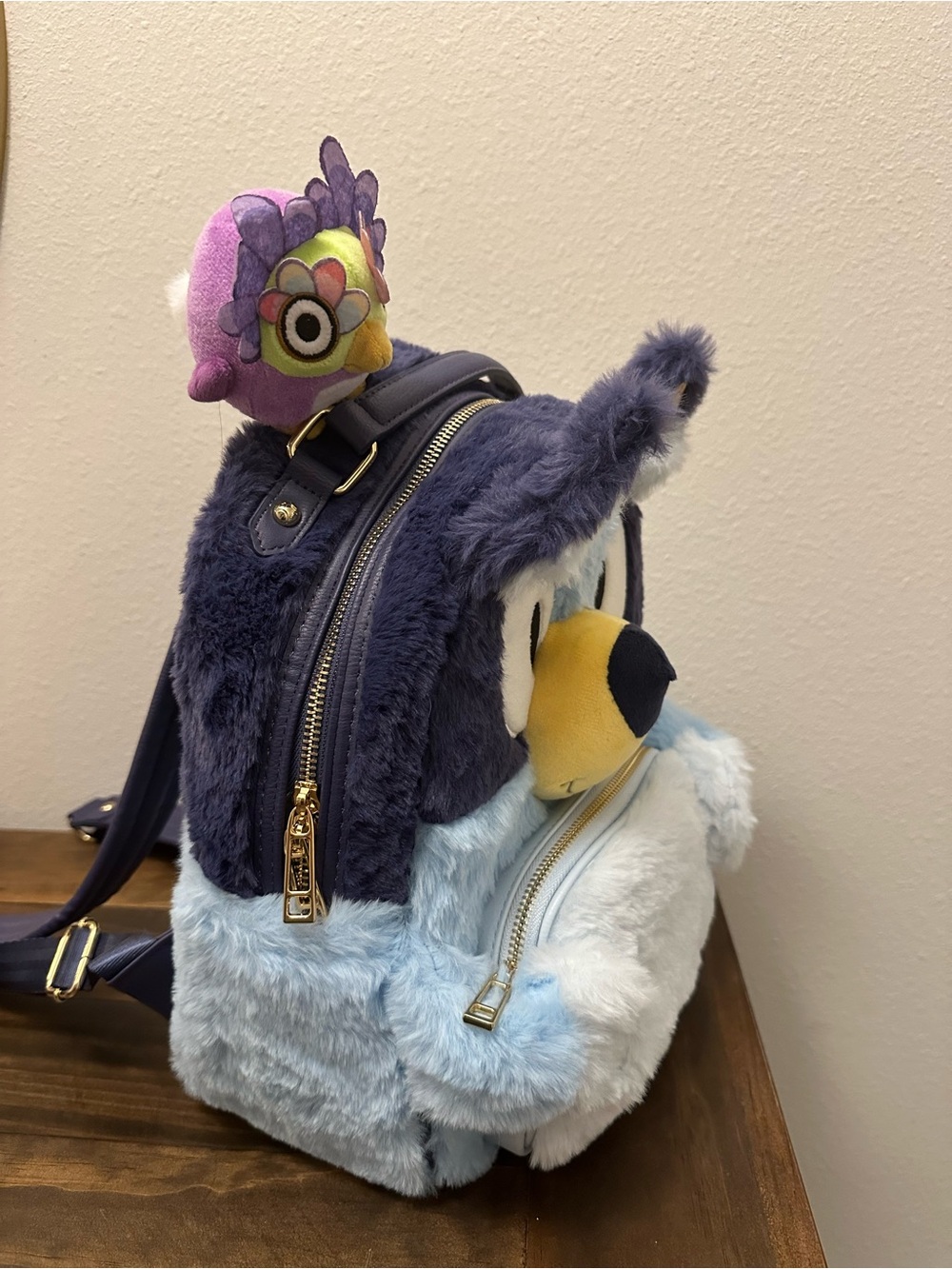 Her Universe Bluey Plush Backpack with Chattermax- excellent condition - Picture 5 of 7